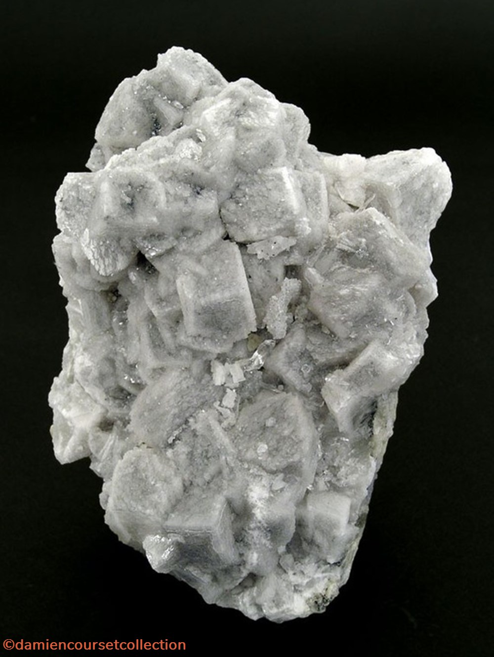 Dolomite mineraux meteorites dolomite