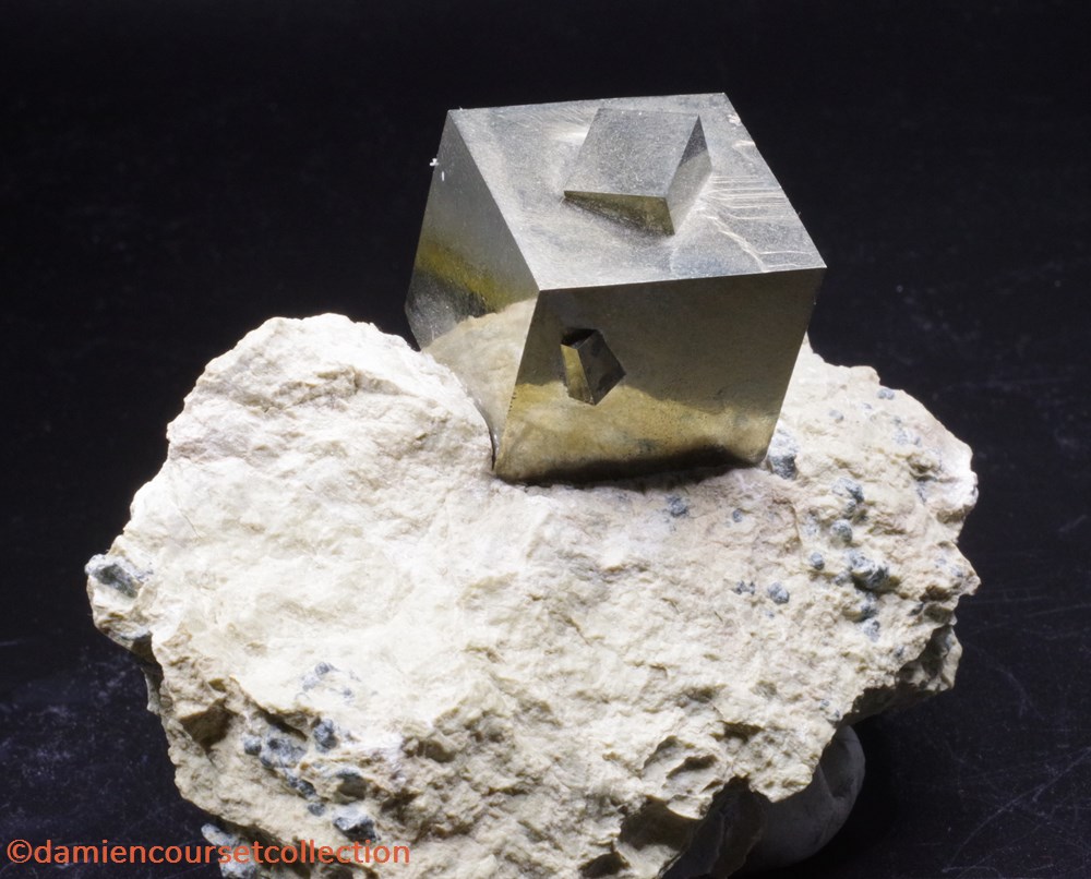 Pyrite (Espagne) mineraux meteorites pyrite espagne