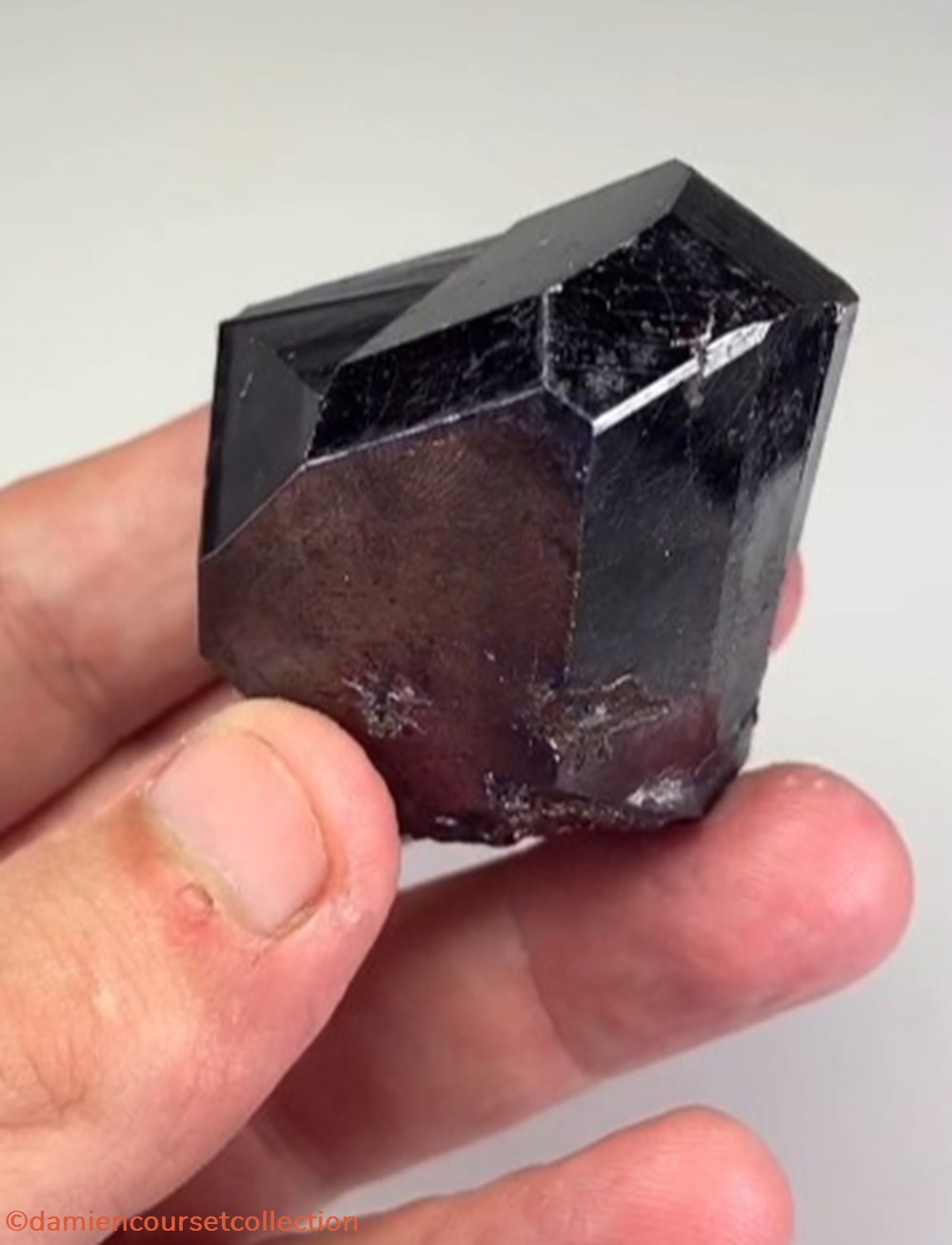 Rutile (Grave Mountains, USA) 3 mineraux meteorites rutile grave mountains usa