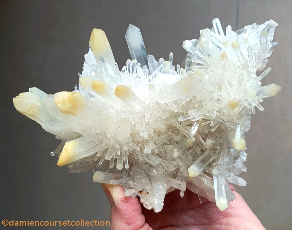 mineraux meteorites mango quartz