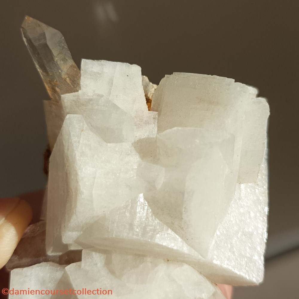 Adulaire et Quartz 3 mineraux meteorites orthoclase adulaire et quartz