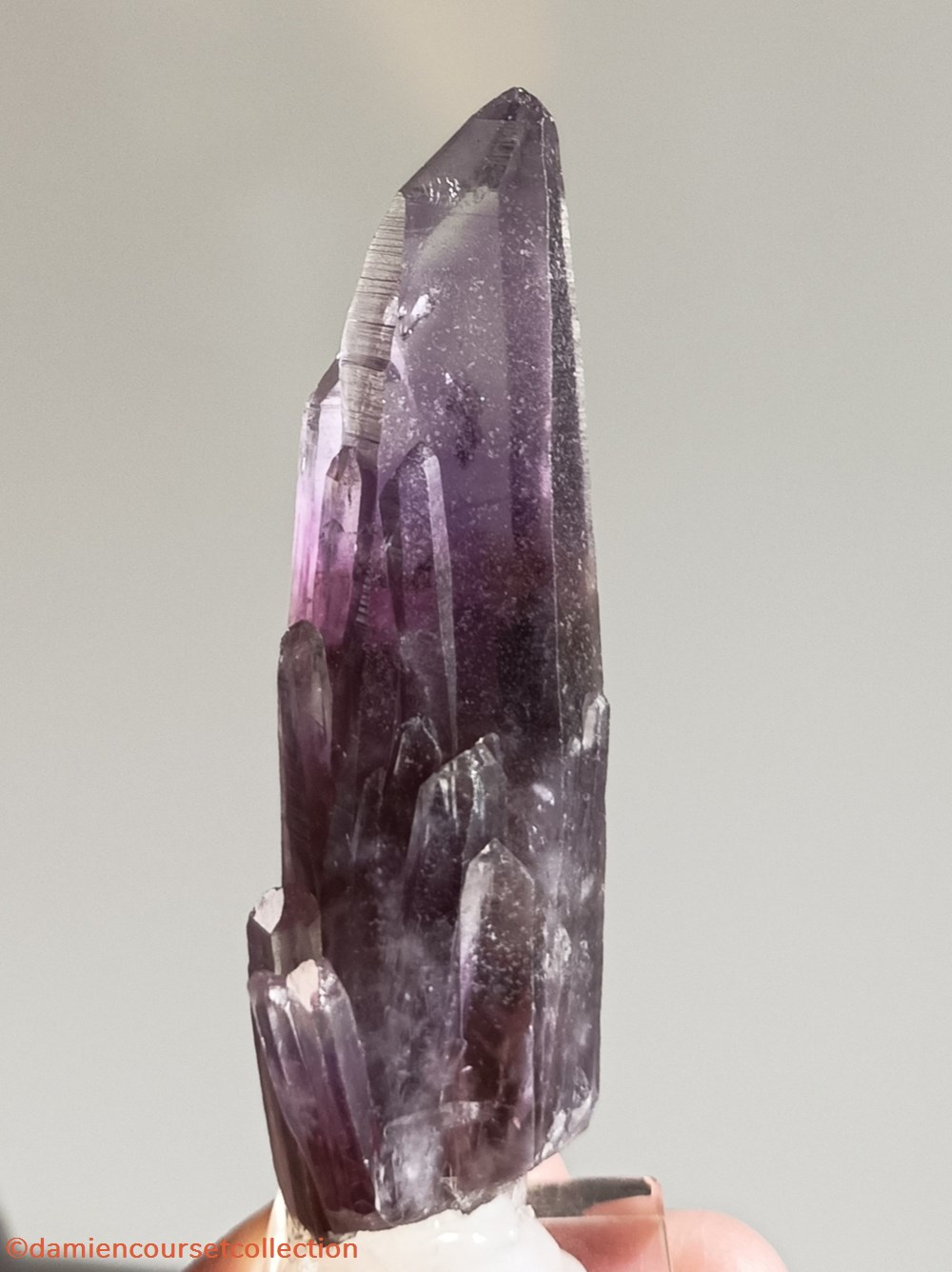 Amethyste de GUERRERO 4 mineraux meteorites quartz amethyste de guerrero