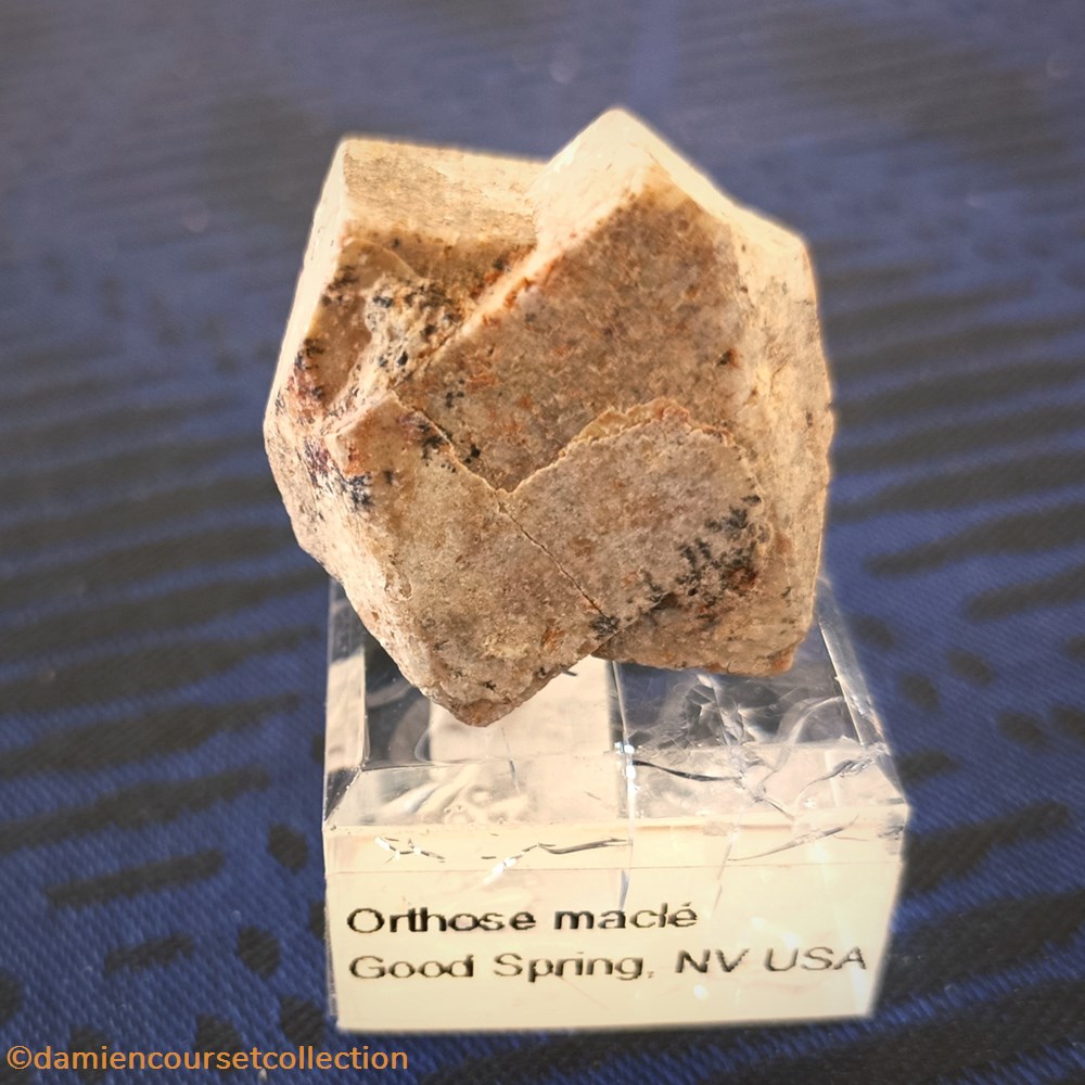 mineraux meteorites microcline orthose