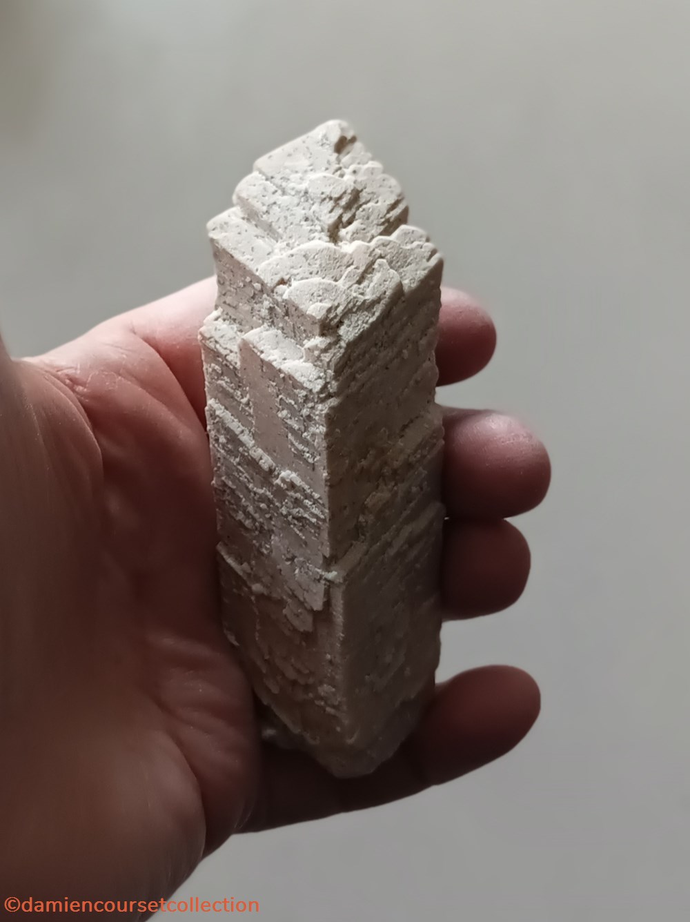 Orthose (Microcline) 3 mineraux meteorites macle orthose microcline