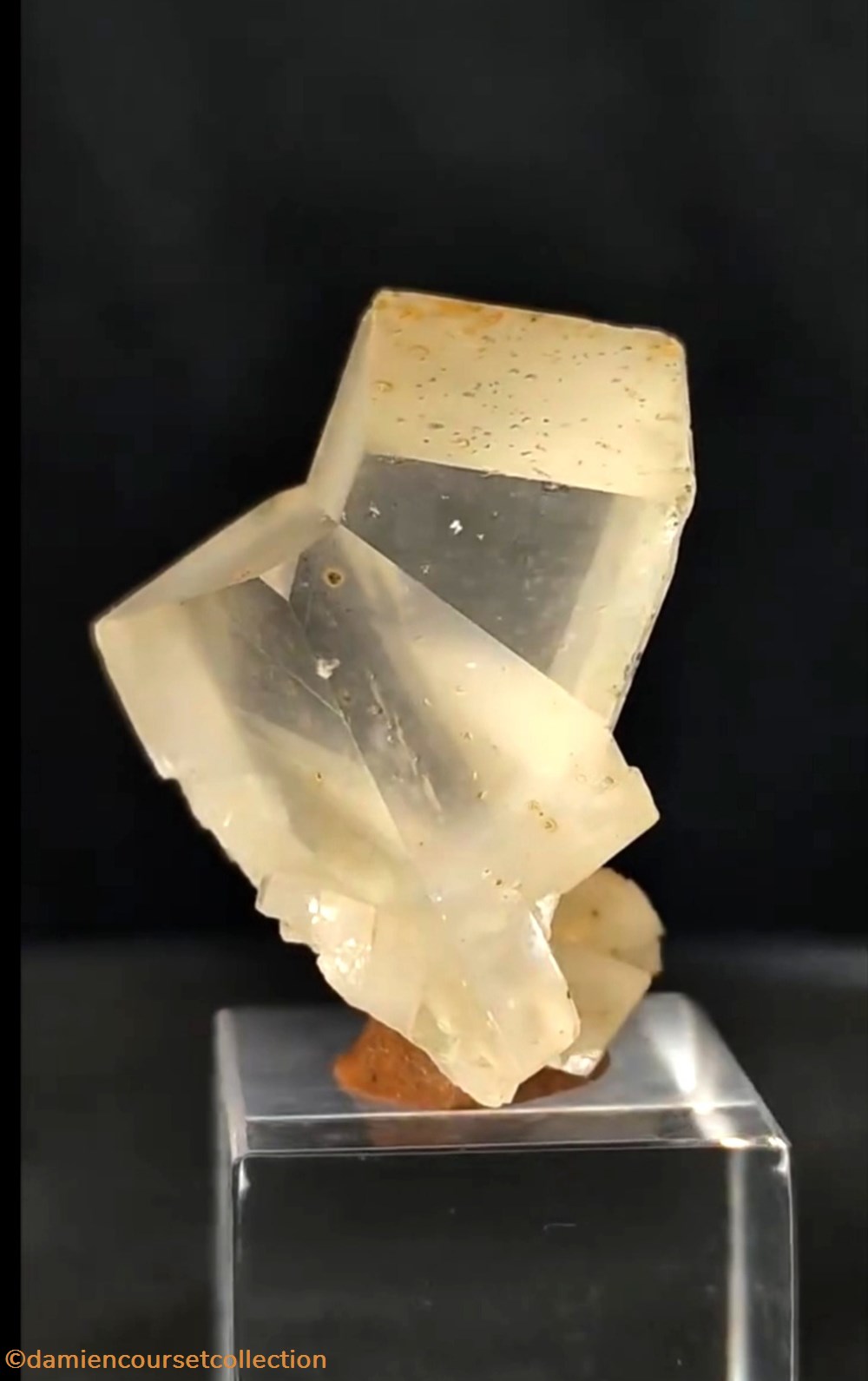 Dolomite maclée 3 mineraux meteorites dolomite maclee