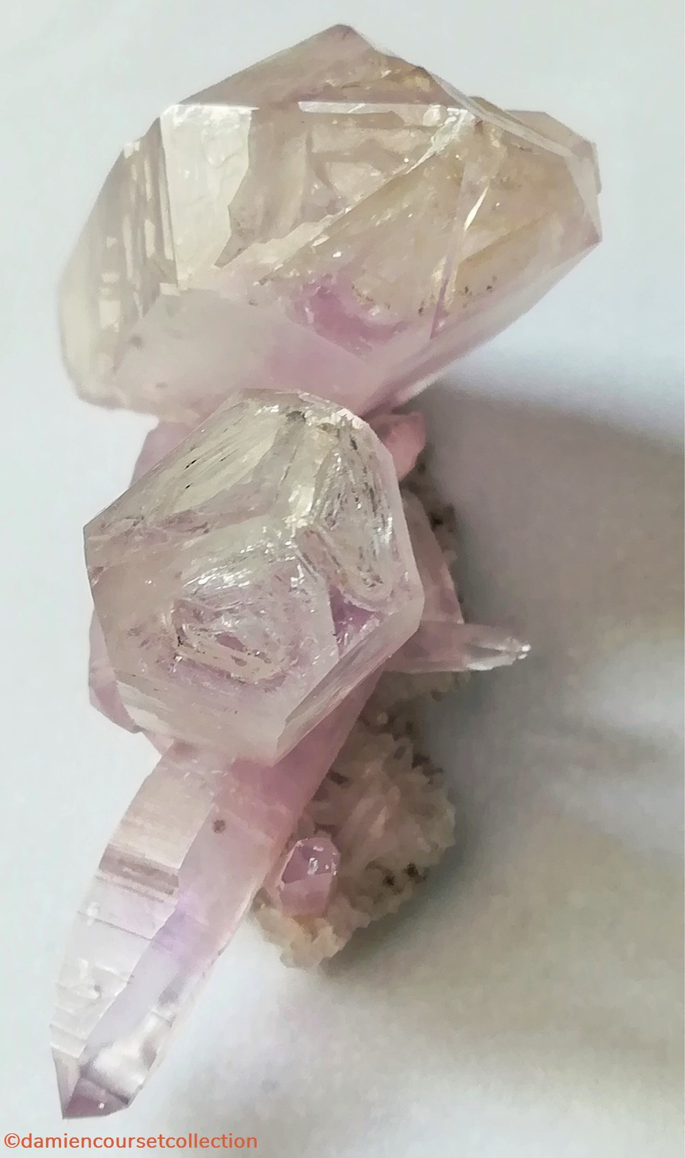 Amethyste sceptrée 4 mineraux meteorites quartz amethyste sceptree