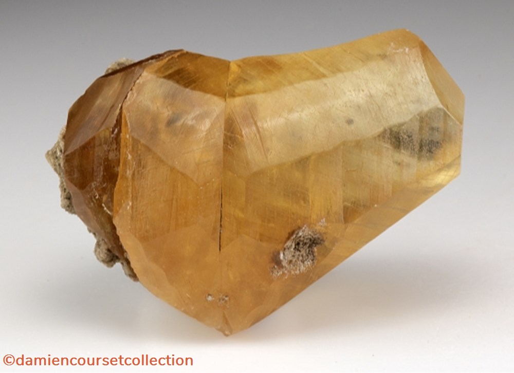 Calcite (Indiana) mineraux meteorites macle calcite indiana