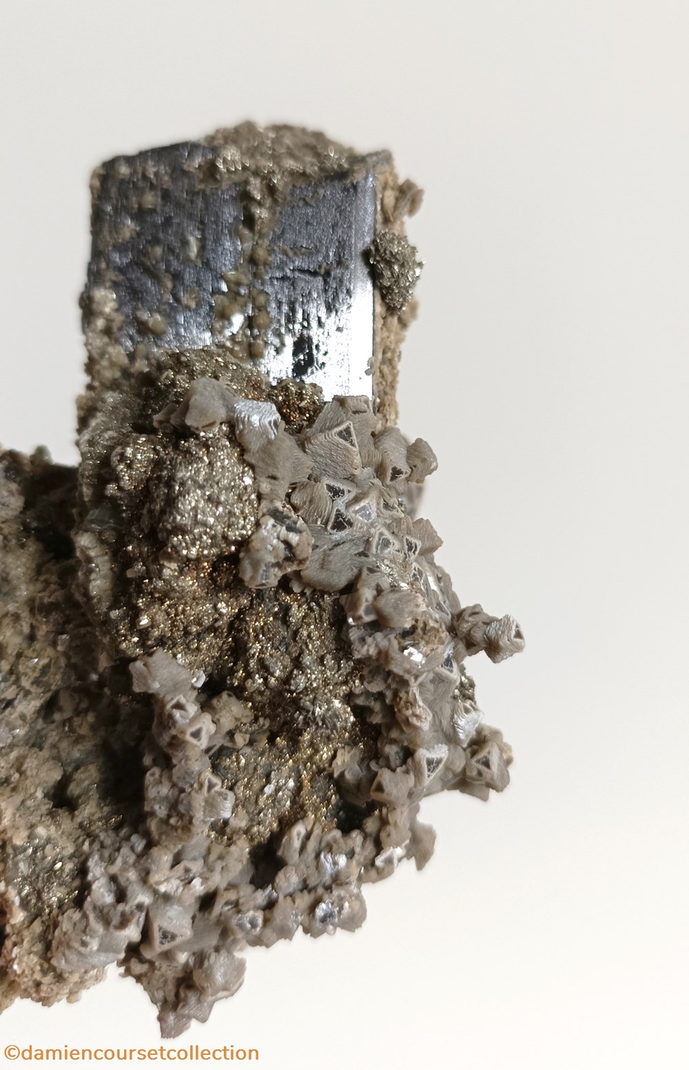 Siderite et ferberite 3 mineraux meteorites siderite et ferberite