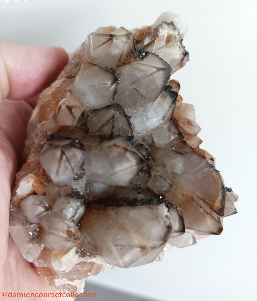 Quartz, Ploemeur. France mineraux meteorites quartz ploemeur france
