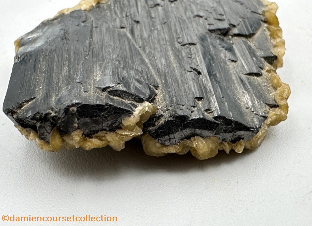mineraux meteorites ferberite et siderite