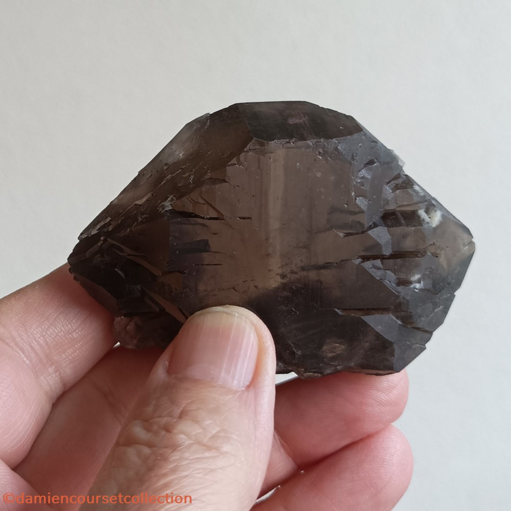 Gwindel - Les Droites - France 3 mineraux meteorites quartz gwindel les droites france
