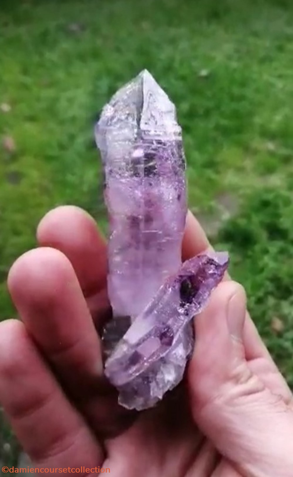 Amethyste sceptrée 4 mineraux meteorites quartz amethyste sceptree