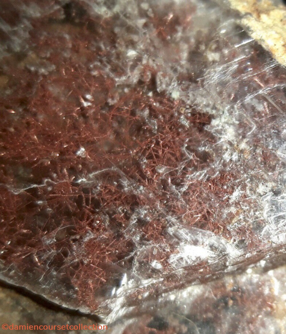 Cuivre dans Gypse mineraux meteorite natif cuivre dans gypse