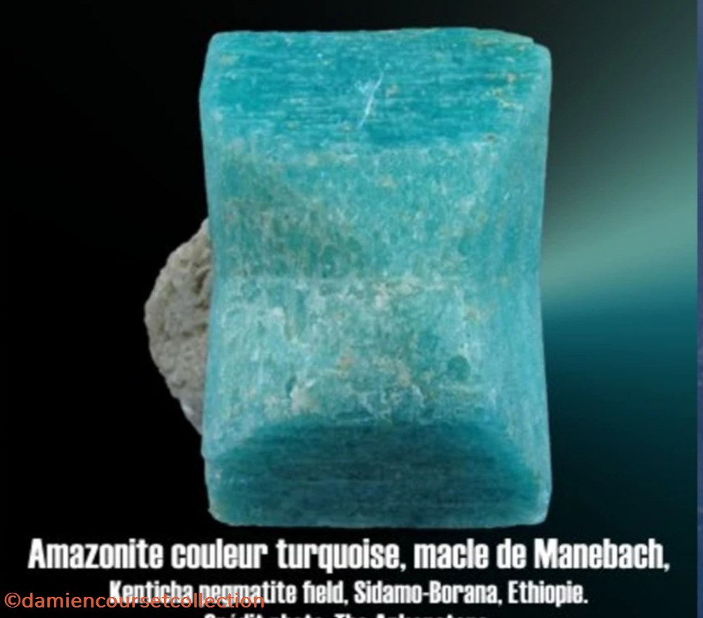 Amazonite (macle) 3 mineraux meteorites microcline amazonite macle