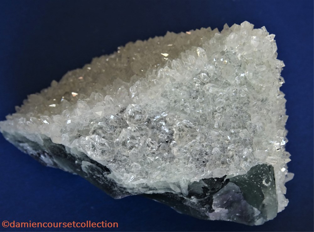 Fluorite, Langeac (Haute Loire) mineraux meteorites fluorite langeac haute loire