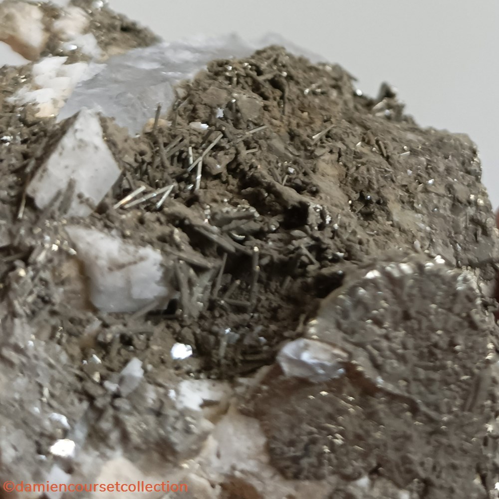 Pyrite acidulaire mineraux meteorites quartz pyrite acidulaire