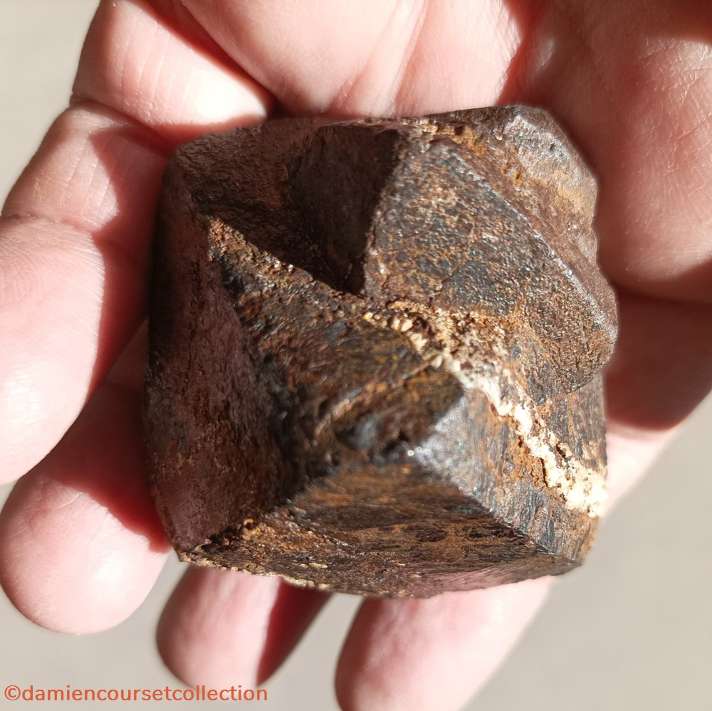 mineraux meteorites octaedrique pyrite de luzenac ariege