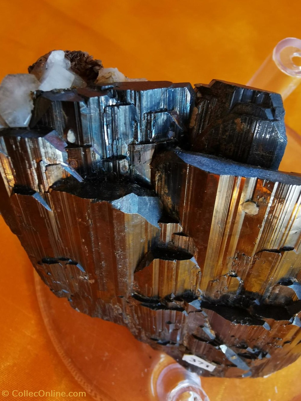 Wolframite (Ferberite) et Apatite 4 mineraux meteorites wolframite ferberite et apatite