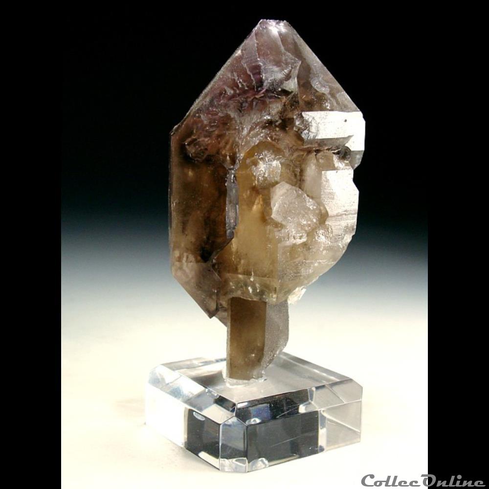 mineraux meteorites quartz sceptre