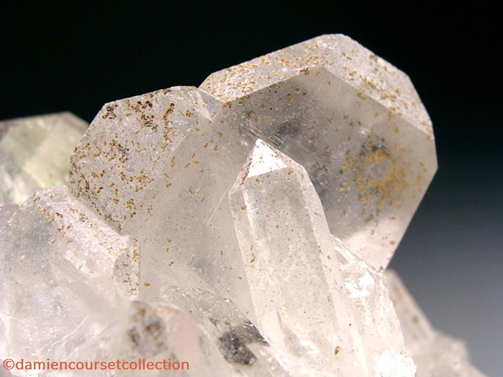 Quartz maclé mineraux meteorite du japon quartz macle