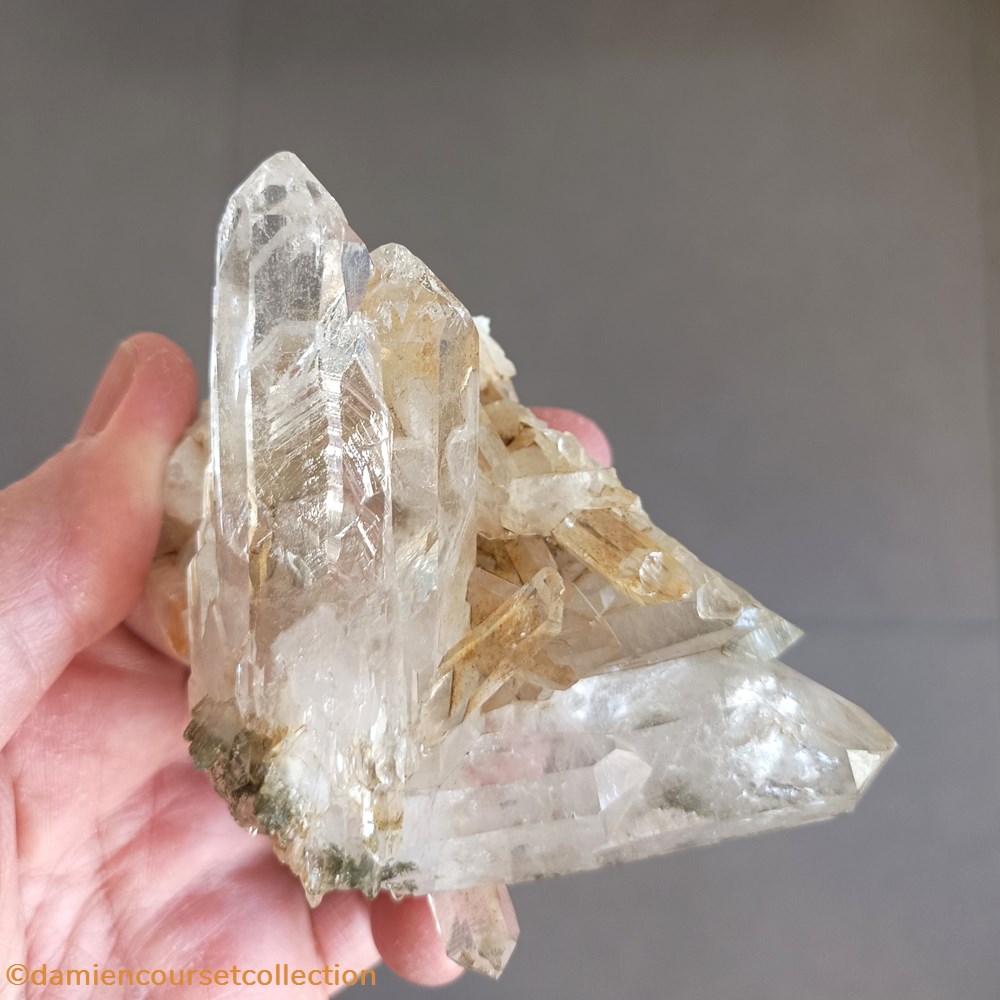 Quartz de St Christophe en Oisans (Isère) 3 mineraux meteorites quartz de st christophe en oisans isere