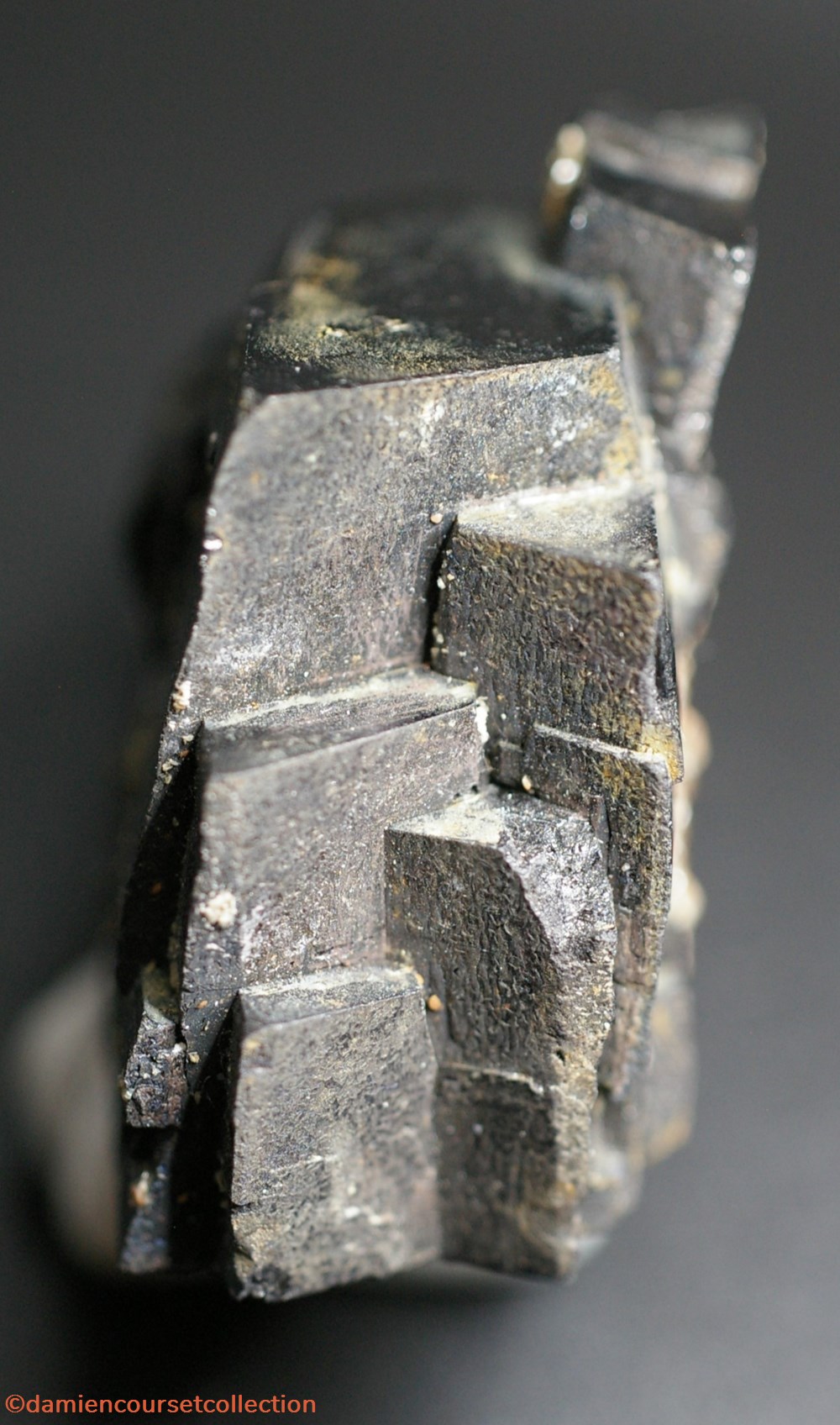 Wolframite 4 mineraux meteorites wolframite