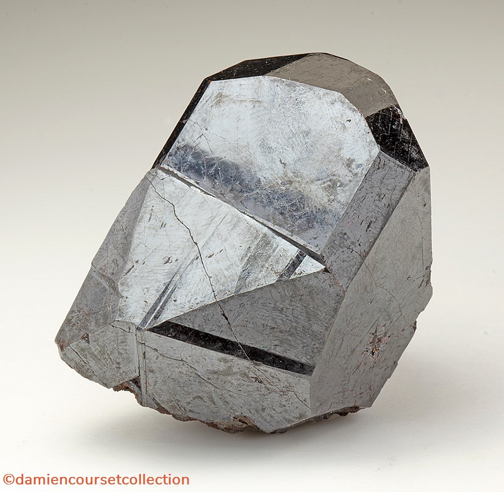 Rutile (Grave Mountains, USA) mineraux meteorites rutile grave mountains usa