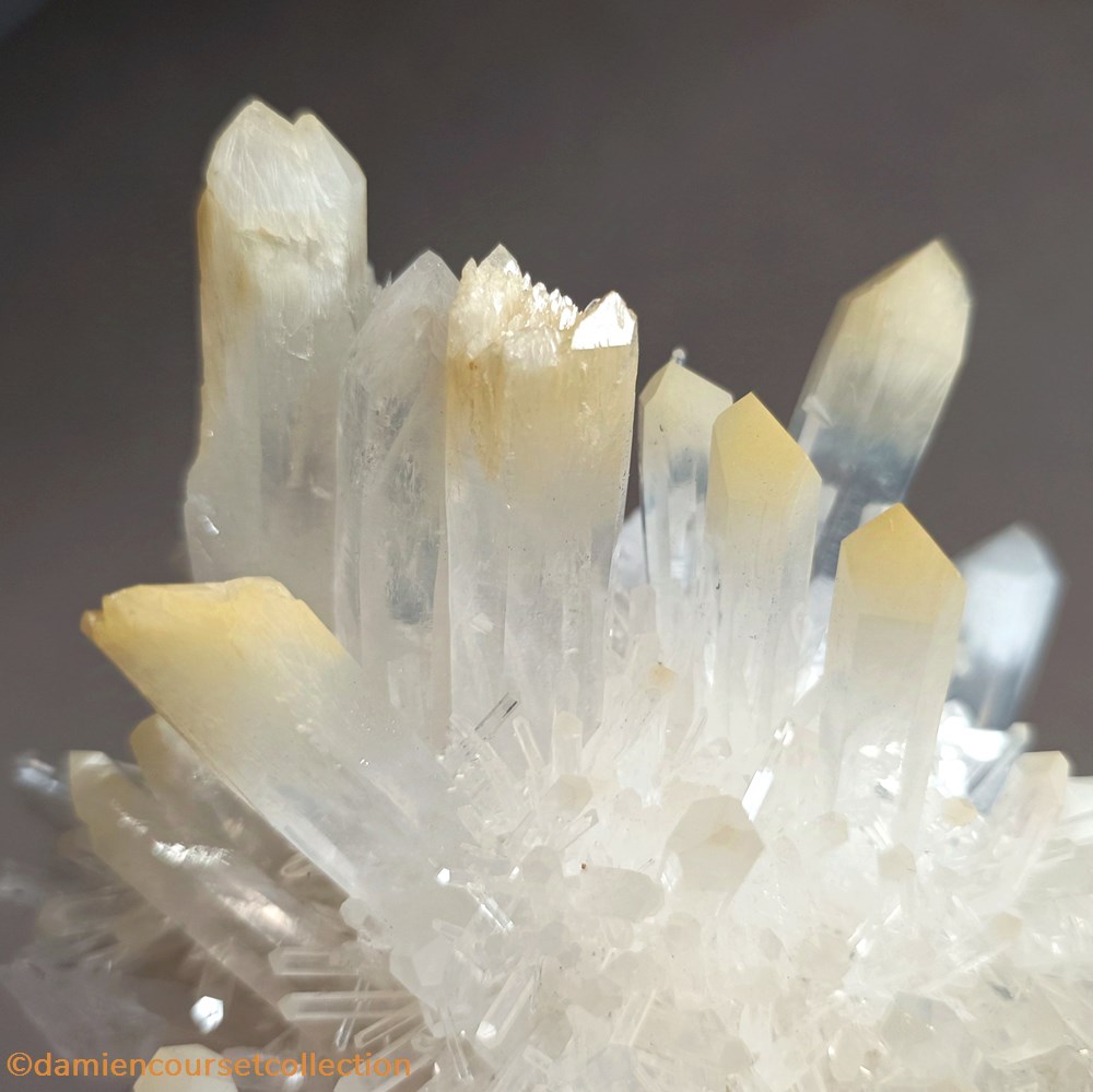 mineraux meteorites mango quartz
