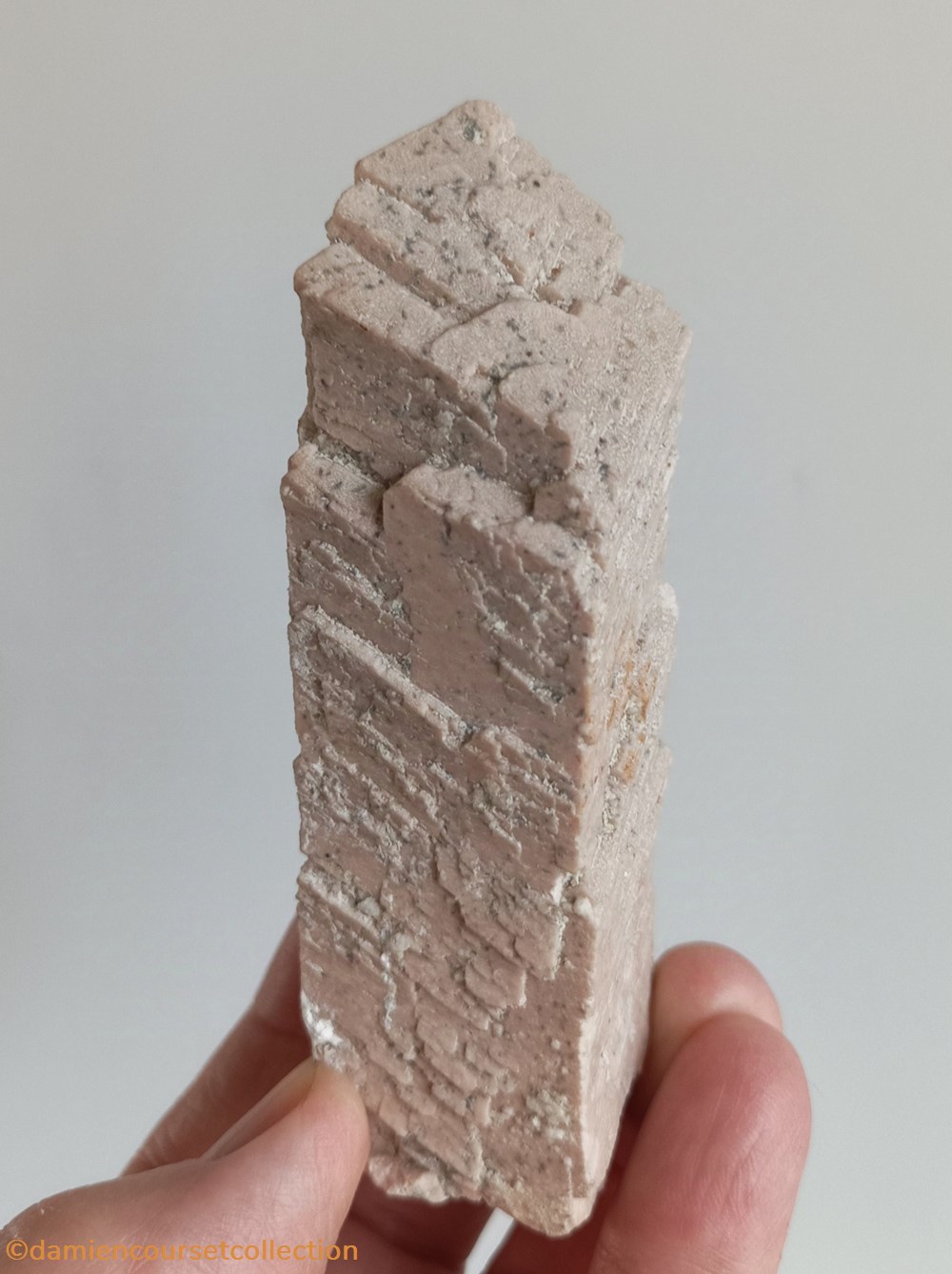 Orthose (Microcline) 4 mineraux meteorites macle orthose microcline