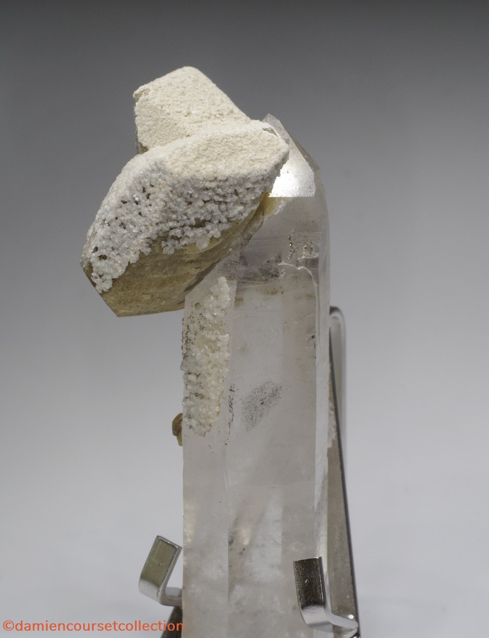 Sidérite sur Quartz mineraux meteorites siderite sur quartz