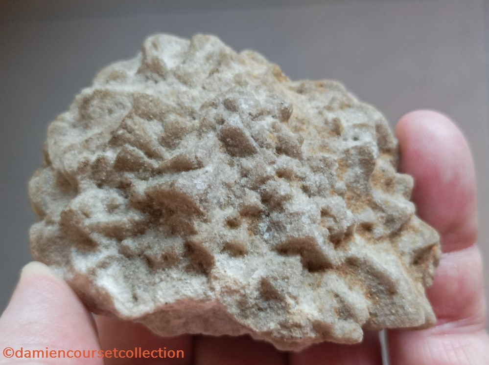 Calcite, Darvault (77) mineraux meteorites calcite darvault 77