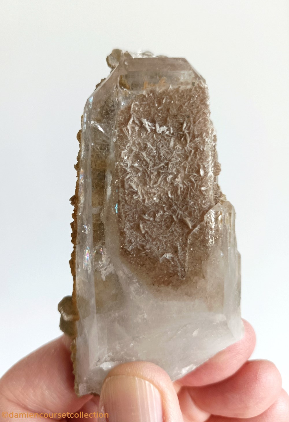 Quartz avec inclusions de Muscovite, Siderite mineraux meteorites quartz avec inclusions de muscovite siderite
