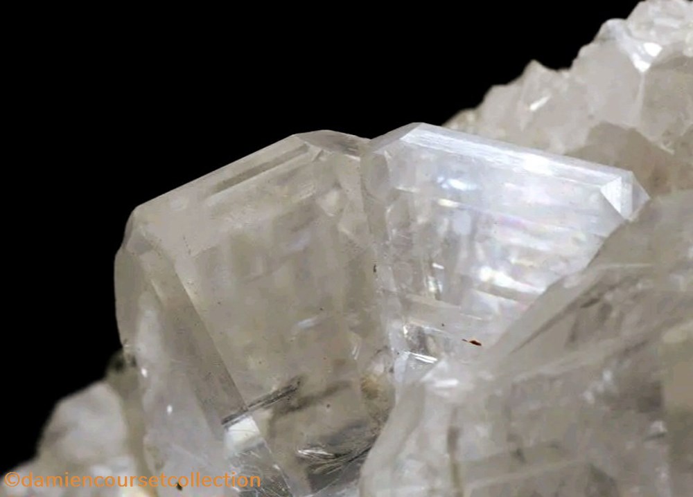 Calcite, Gave de Pau (Pyrenées-Atlantiques) mineraux meteorites macle calcite gave de pau pyrenees atlantiques