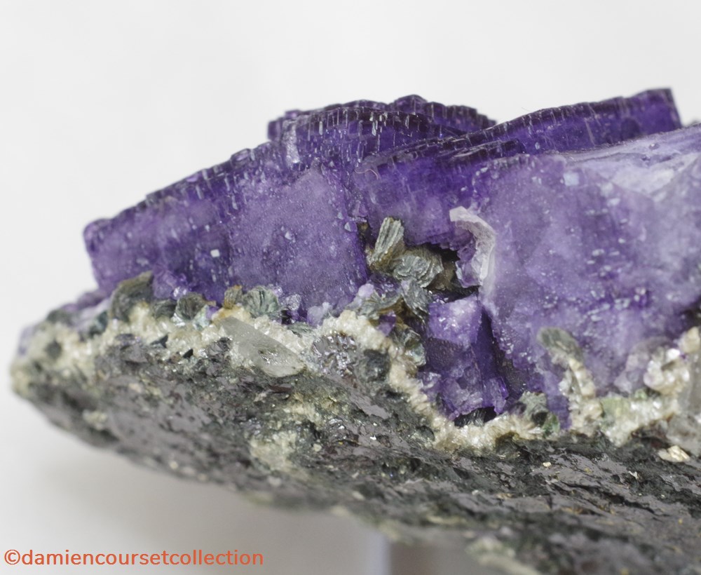 mineraux meteorites fluorite
