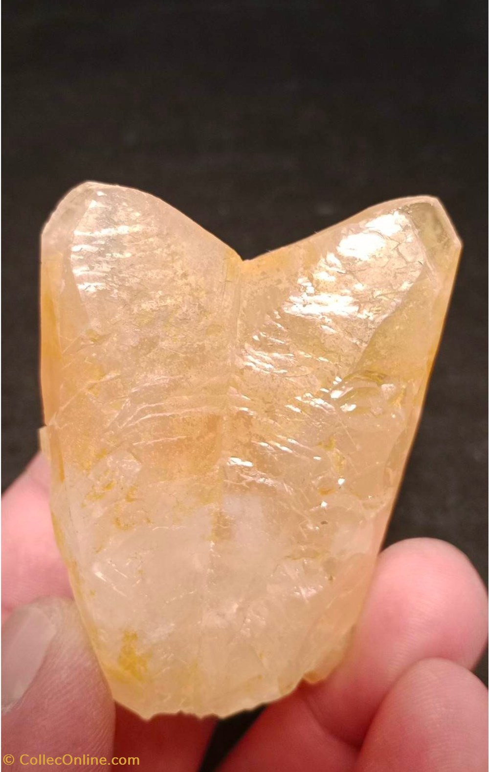 Calcite, Vaiges (Mayenne) 5 mineraux meteorites macle calcite vaiges mayenne