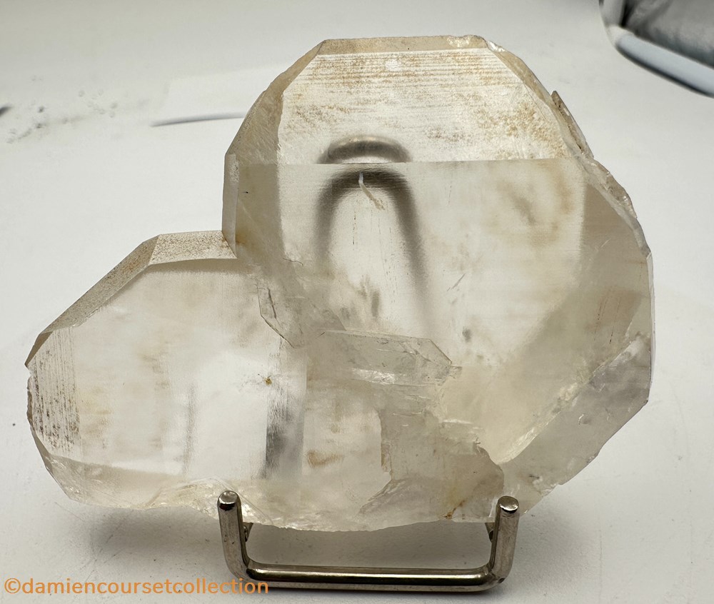 Quartz "macle du Japon" (8 cm) 3 mineraux meteorites quartz macle du japon 8 cm