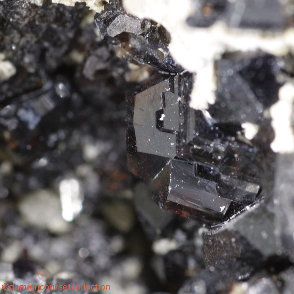 Cassitérite (XXL) 3 mineraux meteorites cassiterite xxl