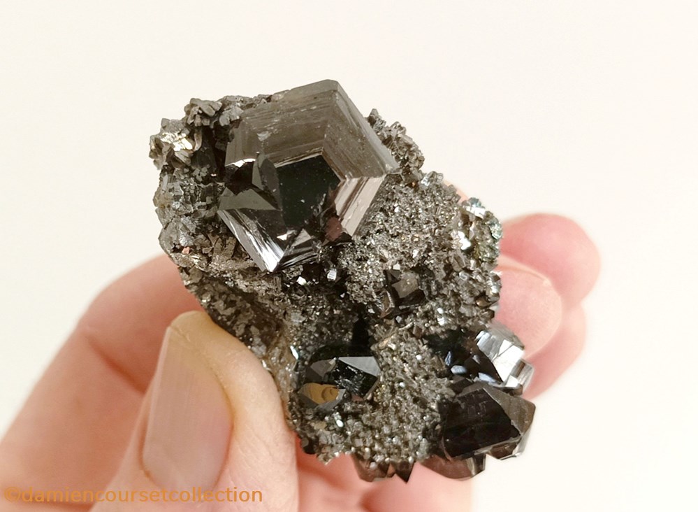 Cassitérite sur Arsénopyrite 5 mineraux meteorites cassiterite sur arsenopyrite