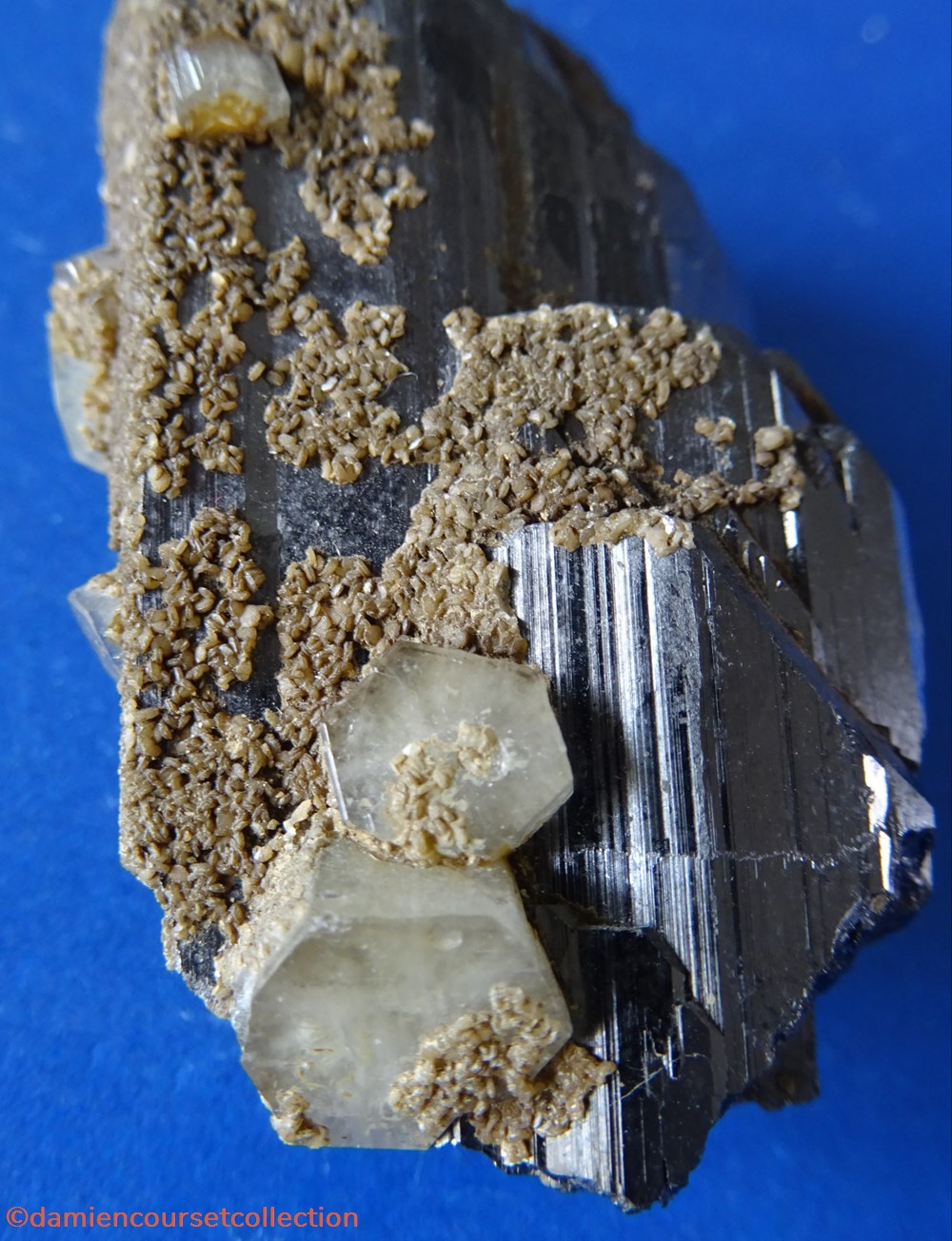 Wolframite, Sidérite et Apatite 3 mineraux meteorite wolframite siderite et apatite