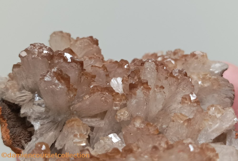 Hemimorphite 4 mineraux meteorites hemimorphite