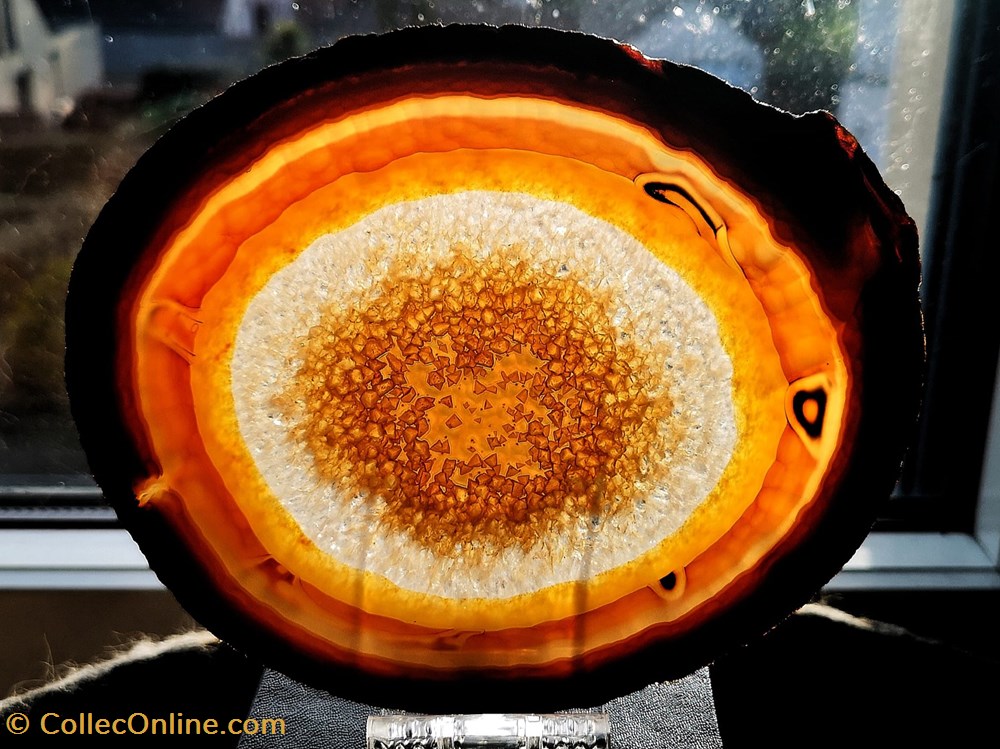 Tranche d'agate, Brésil mineraux meteorites tranche agate bresil