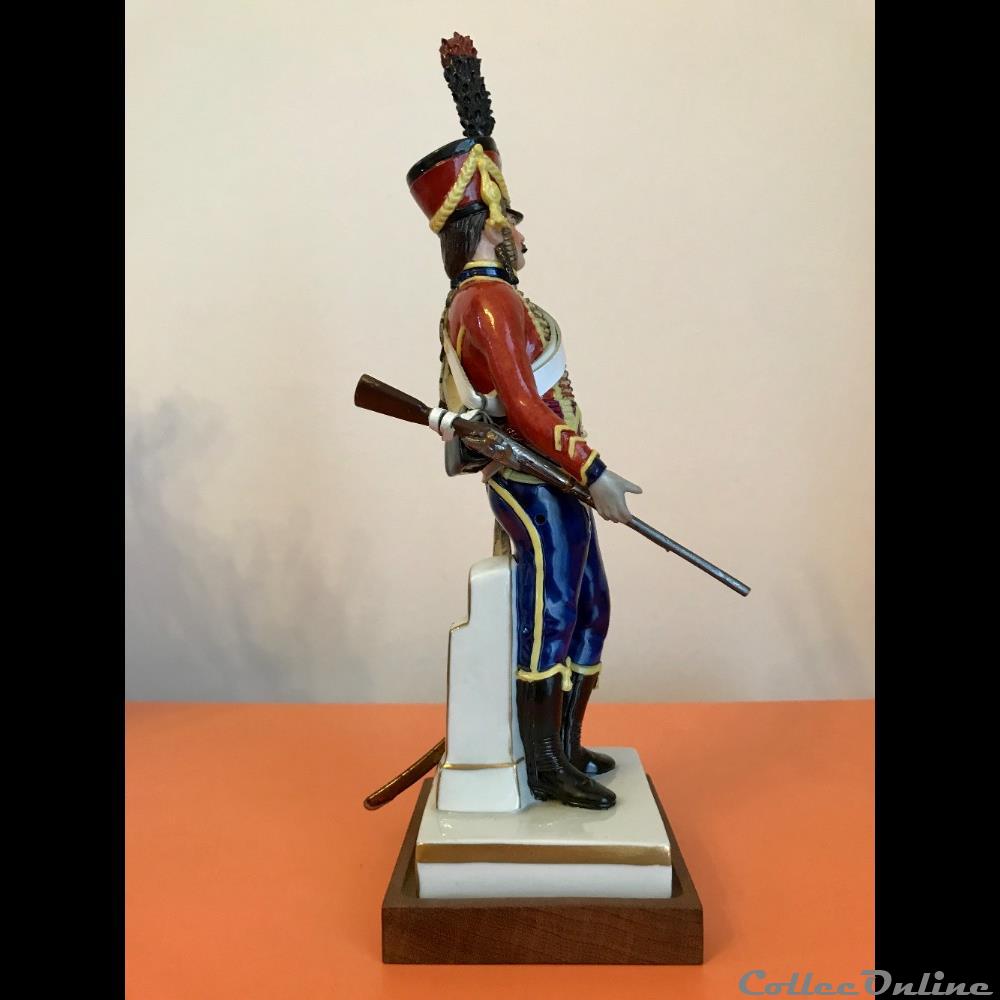 Hussard du 6ème Régiment Brigadier - 1807 4 figurines historiques epoque napoleonienne hussard du 6eme regiment brigadier 1807