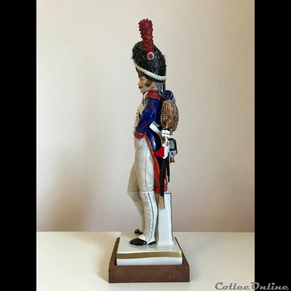 Grenadier à Pied de la Garde - 1808 4 figurines historiques epoque napoleonienne grenadier a pied de la garde 1808