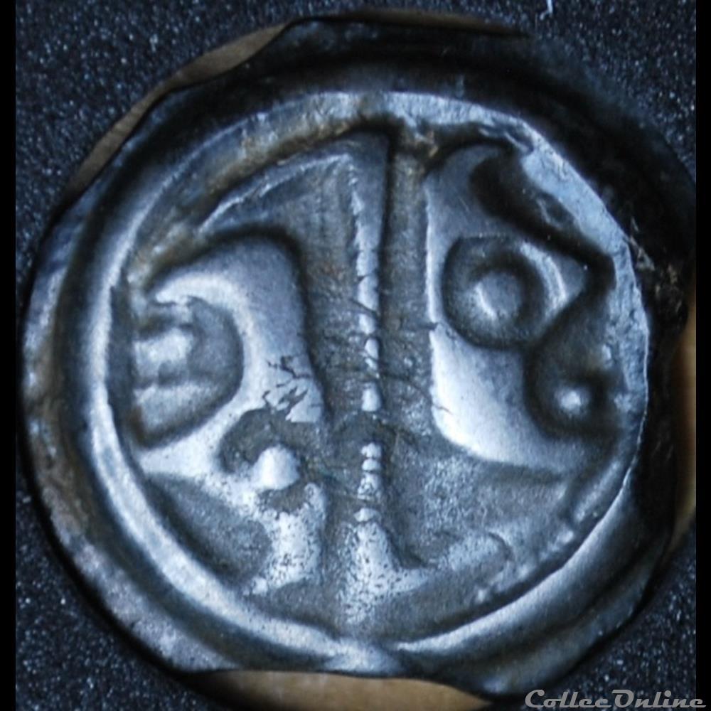 Série 968 DT 3262 var Potin OYINDIA ( dégénéré ) à la tête janiforme ou " tête bêche " monnaie antique gauloise serie 968 dt 3262 var potin oyindia degenere a la tete janiforme ou tete beche