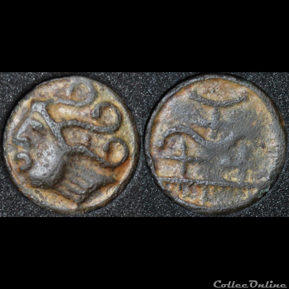 monnaie antique gauloise durocasses aux croisettes coiffure aux globules