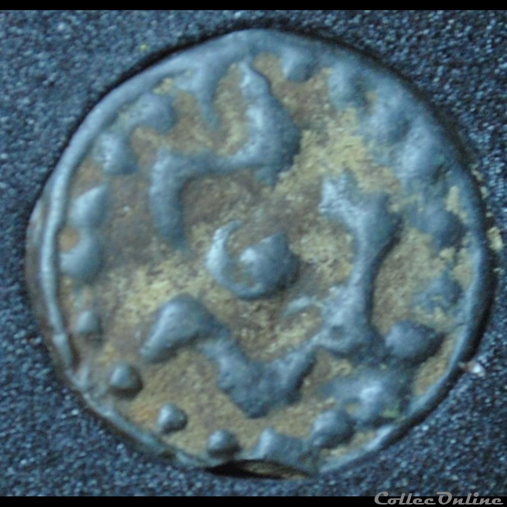 Série 965 DT 3261 potin aux trois poissons monnaie antique gauloise serie 965 dt 3261 potin aux trois poissons