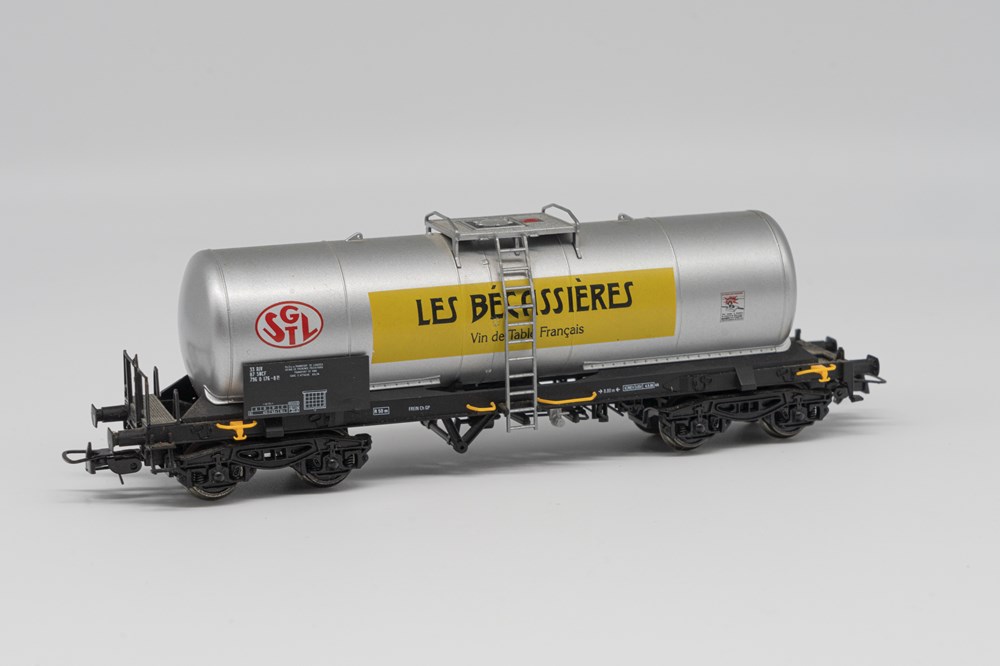maquettisme trains electriques wagons pour transport de marchandises wagon citerne les becassieres electrotren 5811k