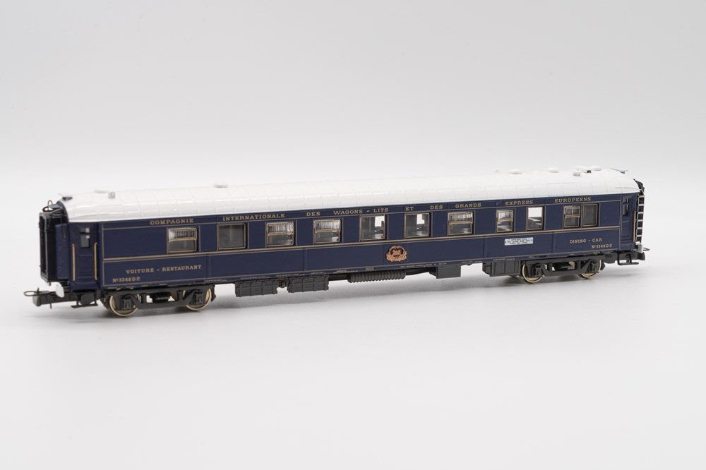 Voiture restaurant CIWL 3348D Altaya Rivarossi maquettisme trains electriques voitures pour transport de voyageurs voiture restaurant ciwl 3348d altaya rivarossi