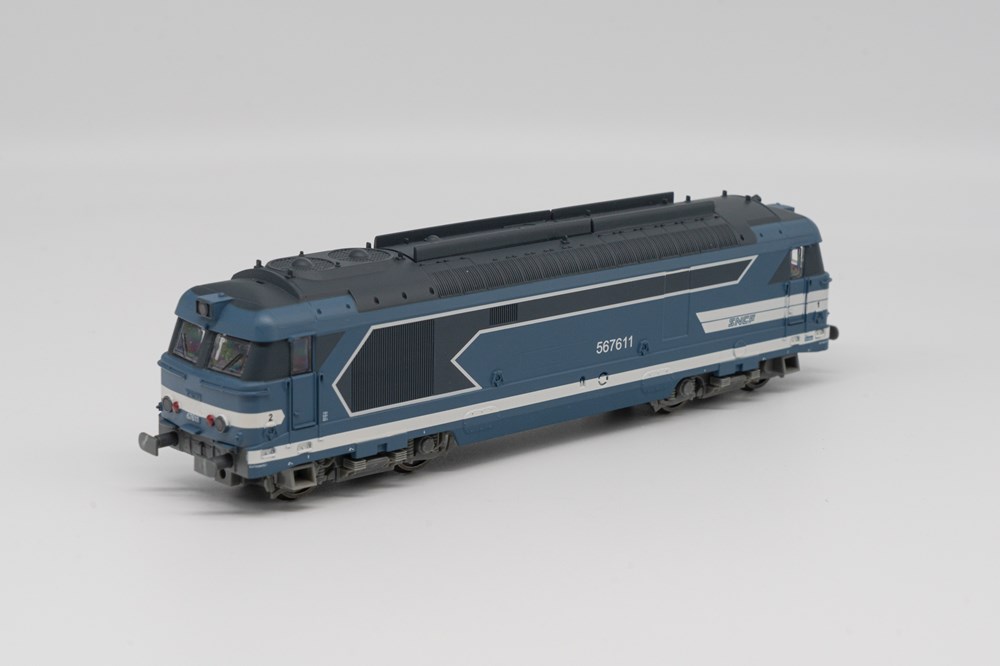 maquettisme trains electriques locomotives locomotive diesel bb67000 piko 95155