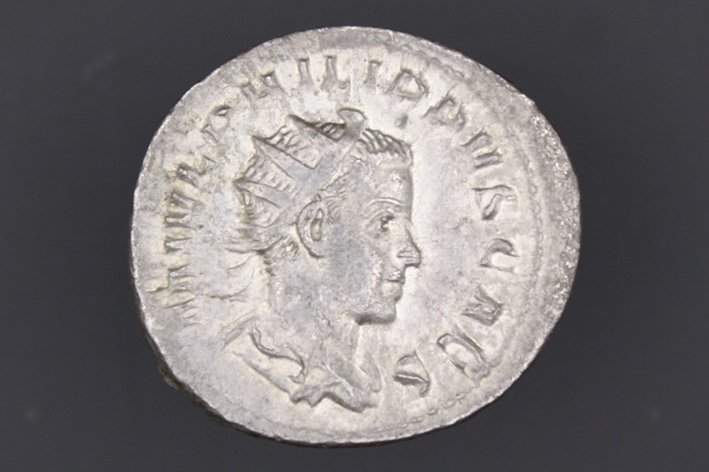 Philippe II - Antoninien - Principi Iuventutis monnaies antiques romaines imperiales et republicaines philippe ii antoninien principi iuventutis